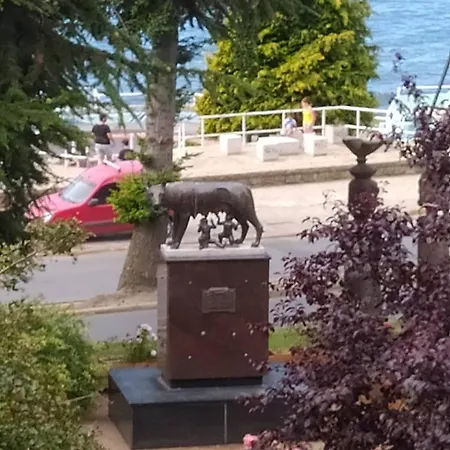 Plaza Italia Apartment San Carlos de Bariloche Exterior photo